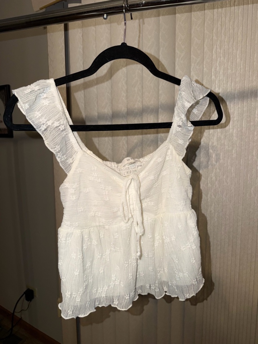 La Peche White Ruffled Floral Tie-Front Babydoll Top